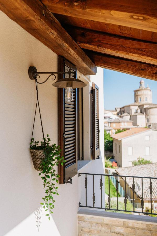 Bed and Breakfast La Casa Delle Api Offida Exterior foto